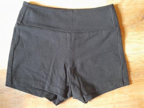 11xkraťasy 134/140, h&m, s.oliver,lewro,decathlon, h&m,134