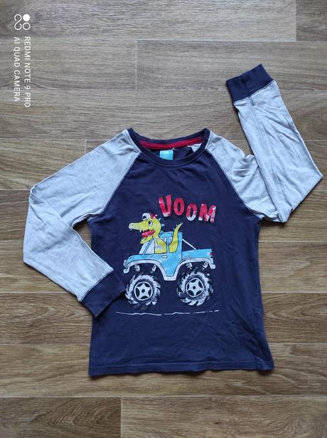 Tričko od pyžama, 122