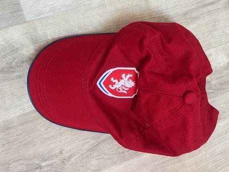 Kšiltovka, puma,134