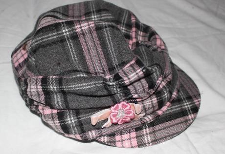 Vb173. zateplená slušivá kšiltovka 8-9 let, 134