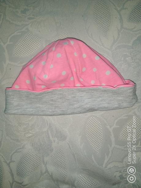 Dívčí čepice, 86