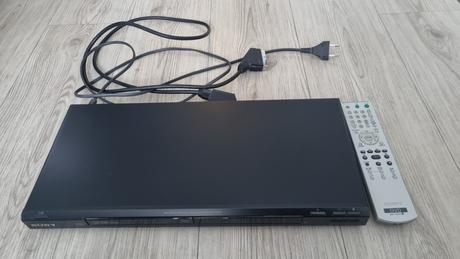 Dvd přehrávač sony dvp-ns36 + hdmi převodník, 