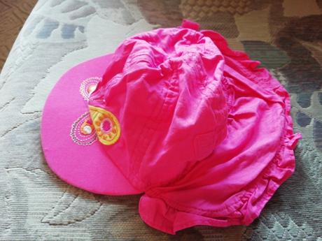 Pěkný klobouk s plachetkou 12-24měsícu nový, f&f,<50