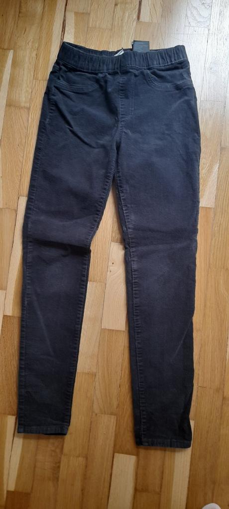 3x dívčí džegíny, 140