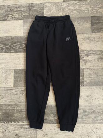 Tepláky teplé chlapecké 134/140, river island,134