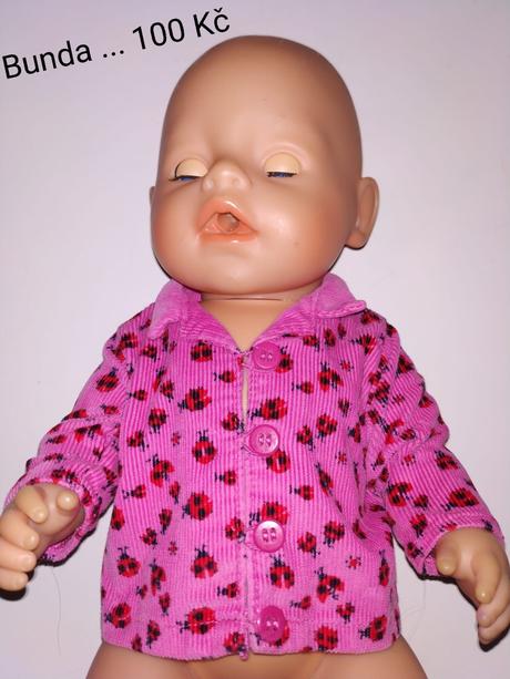 Oblečení na panenku,