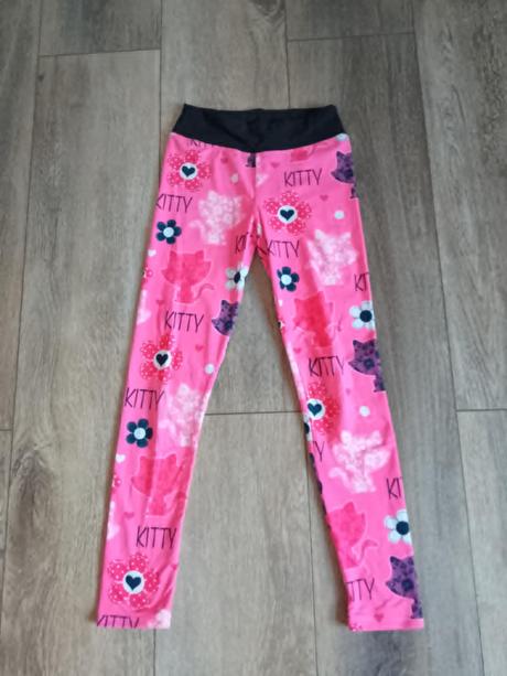 Legíny lelosi hello kitty vel.134, 134