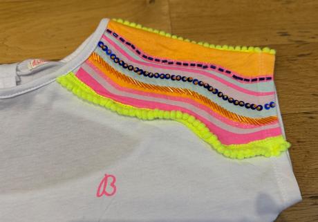 Tričko s průstřihem na zádech, 134