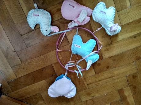 Kolotoč nad postýlku krathe kruse, 