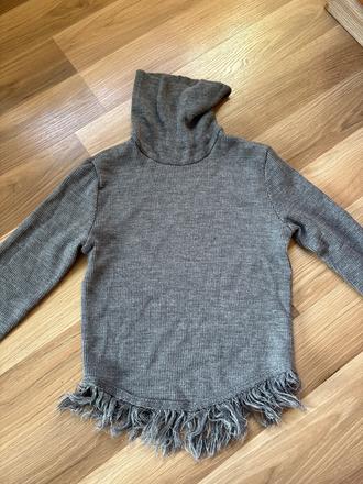 Rolák s třásněmi, 122