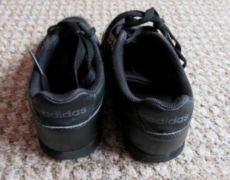 Černé boty / tenisky adidas - vel. 30, adidas,30