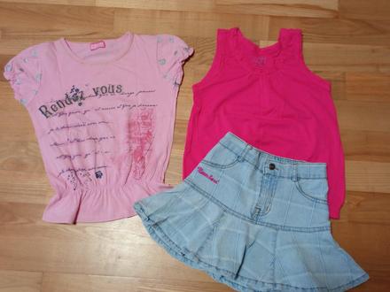 Dvě trička se sukýnkou vel.116-122, 122–134