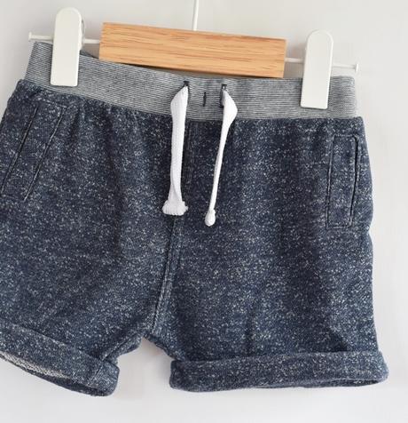 Kraťasy vel. 9 - 12 m, f&f,80