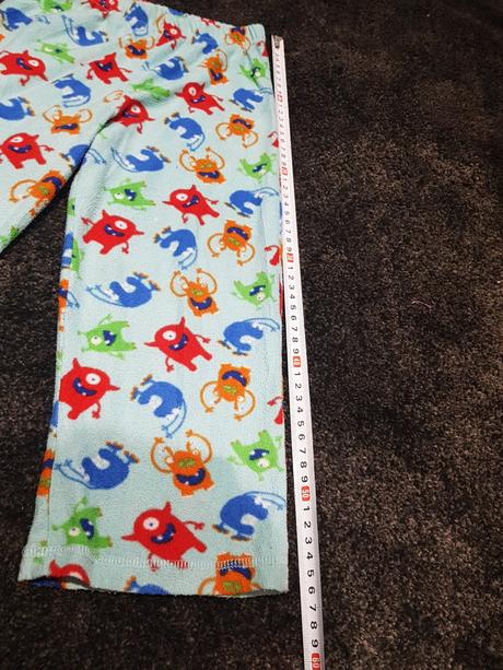 Chlapecké fleesové kalhoty velikost 3-4 roky., 98