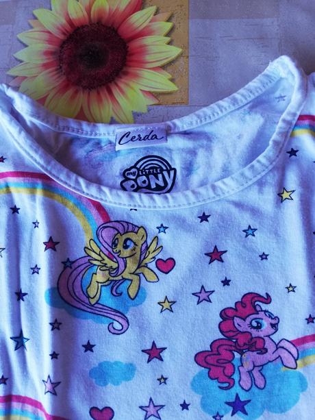 Šatičky s koníky hello kitty vel. 110/116., 110