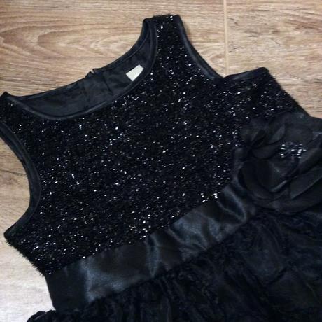 Slavnostní šaty, tu,110