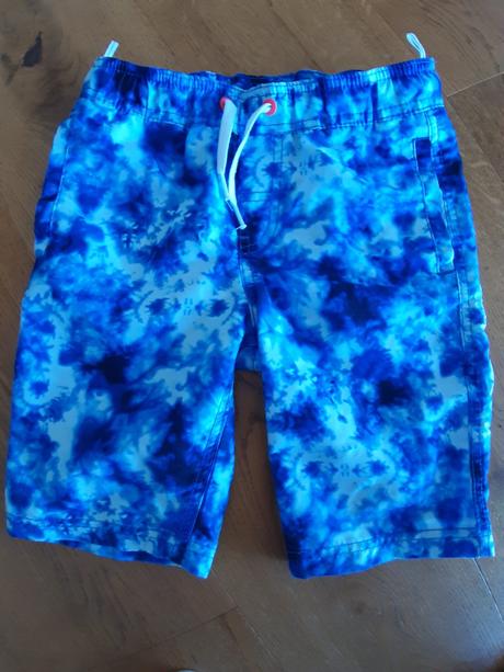 Kraťasy 2x č.122-128, c&a,122