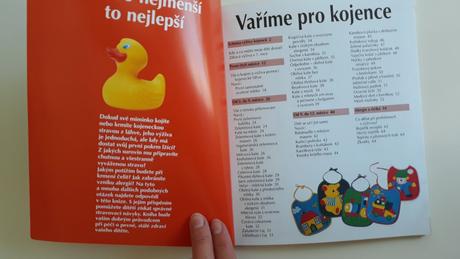 Knížka vaříme pro kojence,