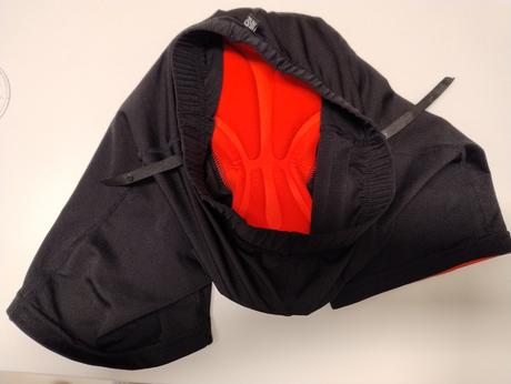 Spodní cyklo kraťasy s vložkou silvini vel.146-152, silvini,146