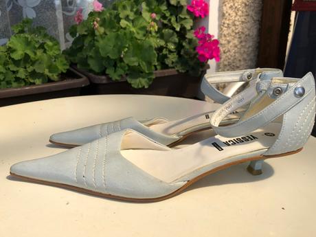 Svetle modre lakovane spicate boty 37 jessica, 37