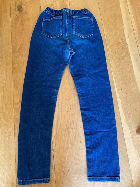 Dzeginy, pepperts,140