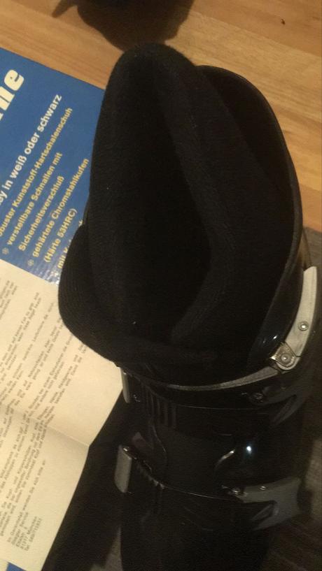 Přezkáčové lední brusle vel. 43/44, 43