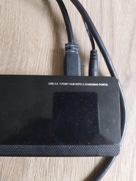 Usb hub se 7 vstupy zánovní stav, 