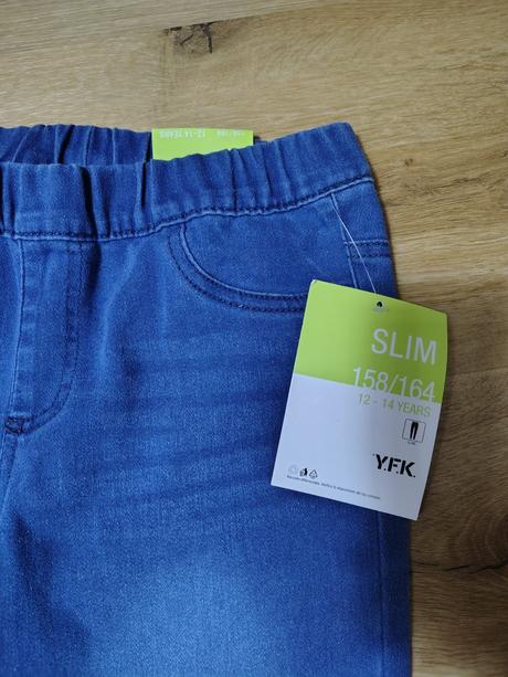 Nové dívčí strečové slim džínové kalhoty 158/164, 158