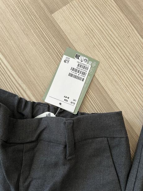 2x sváteční kraťasy, v. 134 h&m nové, h&m,134