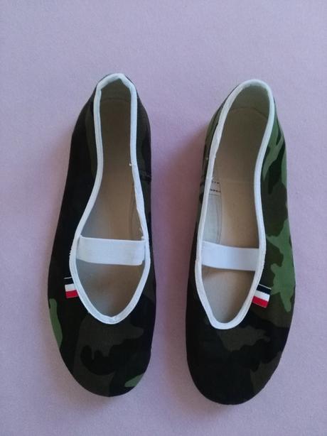 Cvičky toga maskáčové, 26