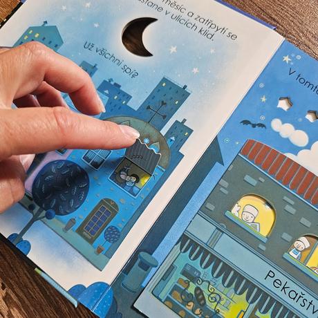 Leporelová kniha co se děje v noci - svojtka,