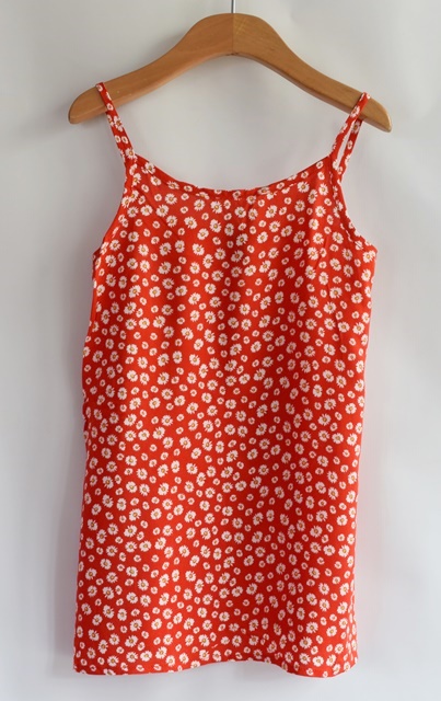 Tílko vel. 4 - 5 let, primark,110