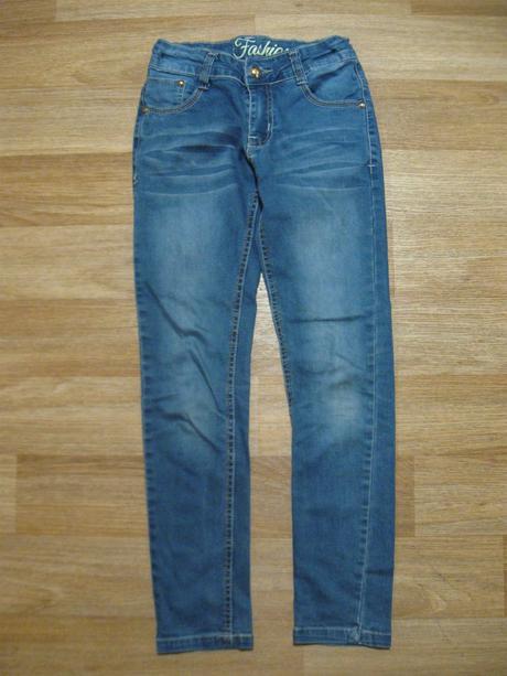 Džíny, 140