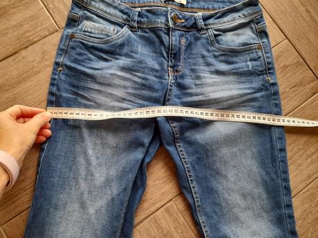 Zvonové džíny zn. clockhouse, vel. 36., clockhouse,36