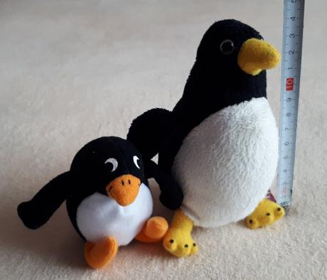 Dětská hračka - dva plyšový tučňáci,