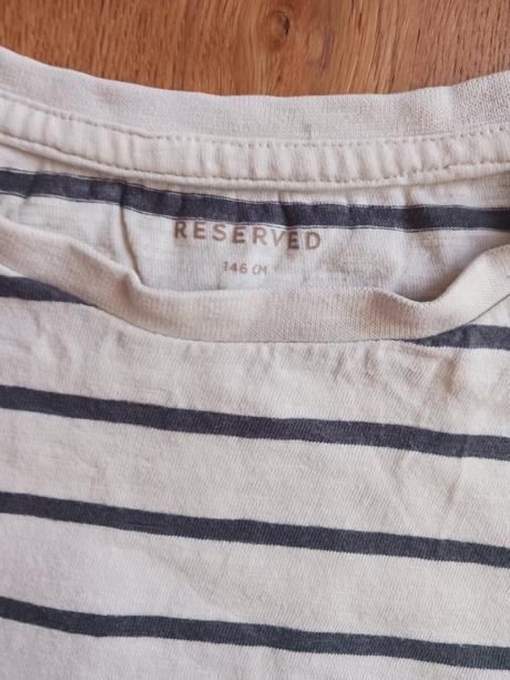 Triko reserved č.146, reserved,146