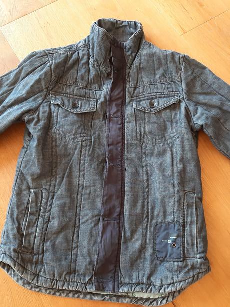 Džínová bunda., 152