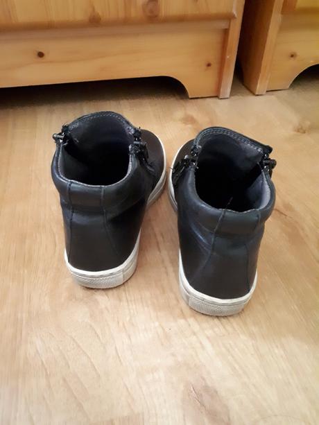 Bezva pohodlné celokožené boty, 31