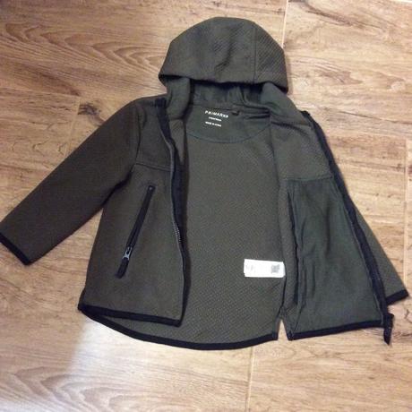 Mikina s kapsami, primark,104