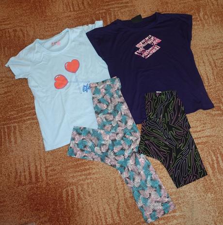 Set dívčího oblečení vel. 134-140, 122–134