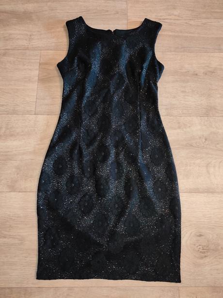 T258   společenské šaty vel. 36, 36