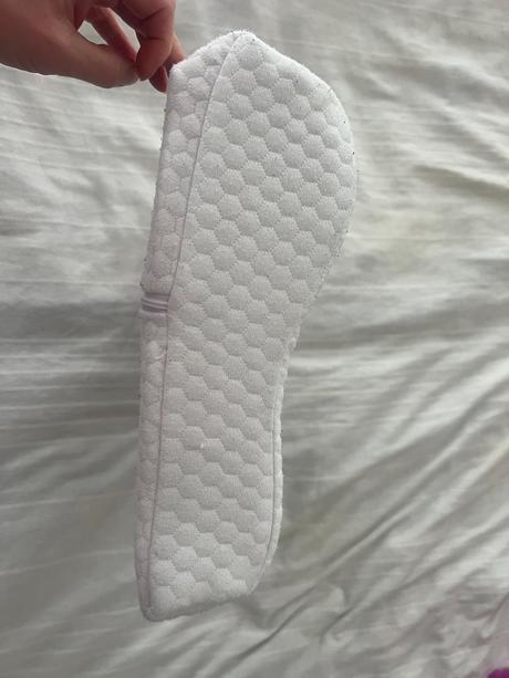 Profilovaný polštář z paměťové pěny vanse, 