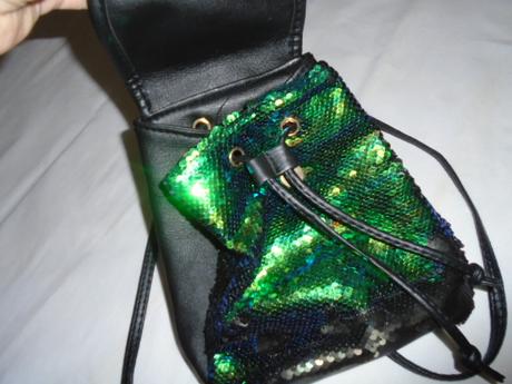 Batoh batůžek flitry přetáčivé,