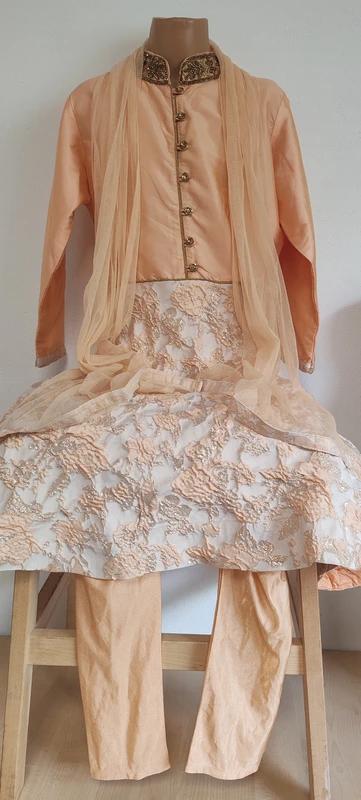 Bollywood indický kostým,