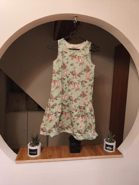 Zvířátkové šaty h&m s jednorožci 134/140, h&m,140