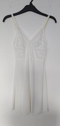 Noční košilka, 40