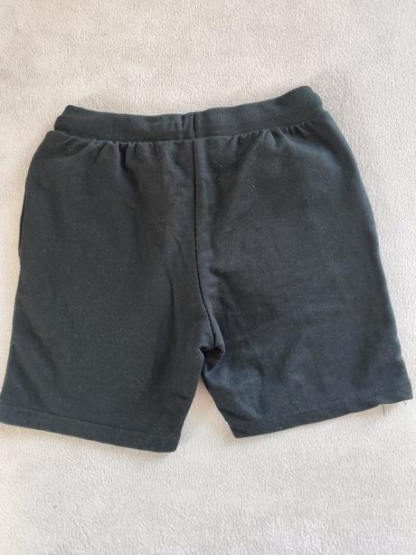 Kraťasy, pidilidi,146