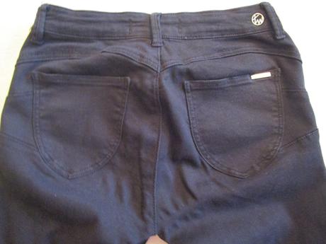 Pěkné černé elastické rifle, vel. 34-36, tally weijl,36