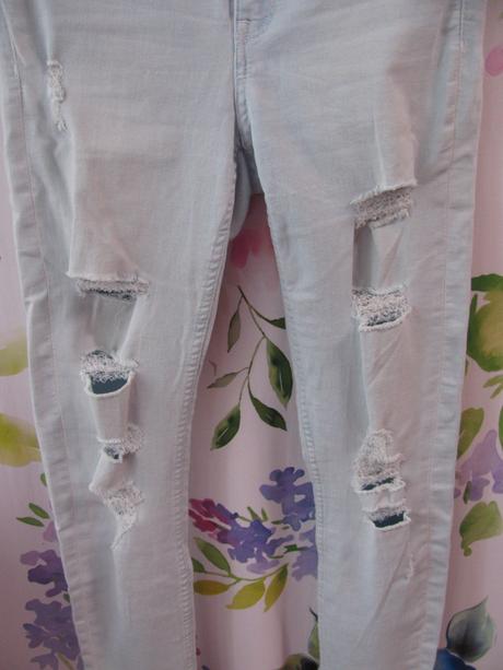 Dámské sv.modré pružné trhané džíny,skiny, h&m,36