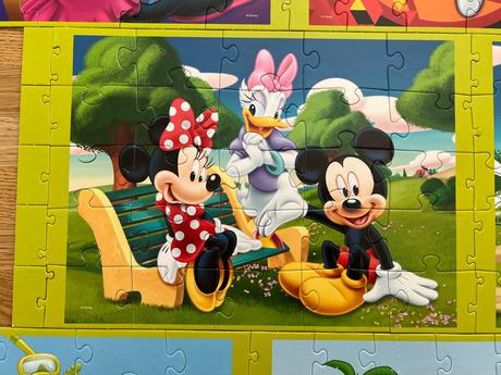 Puzzle trefl mickey mouse & friends 8x obrázek, 